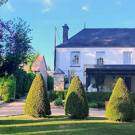 Domaine Des Clos Vallees Longnes 外观 照片