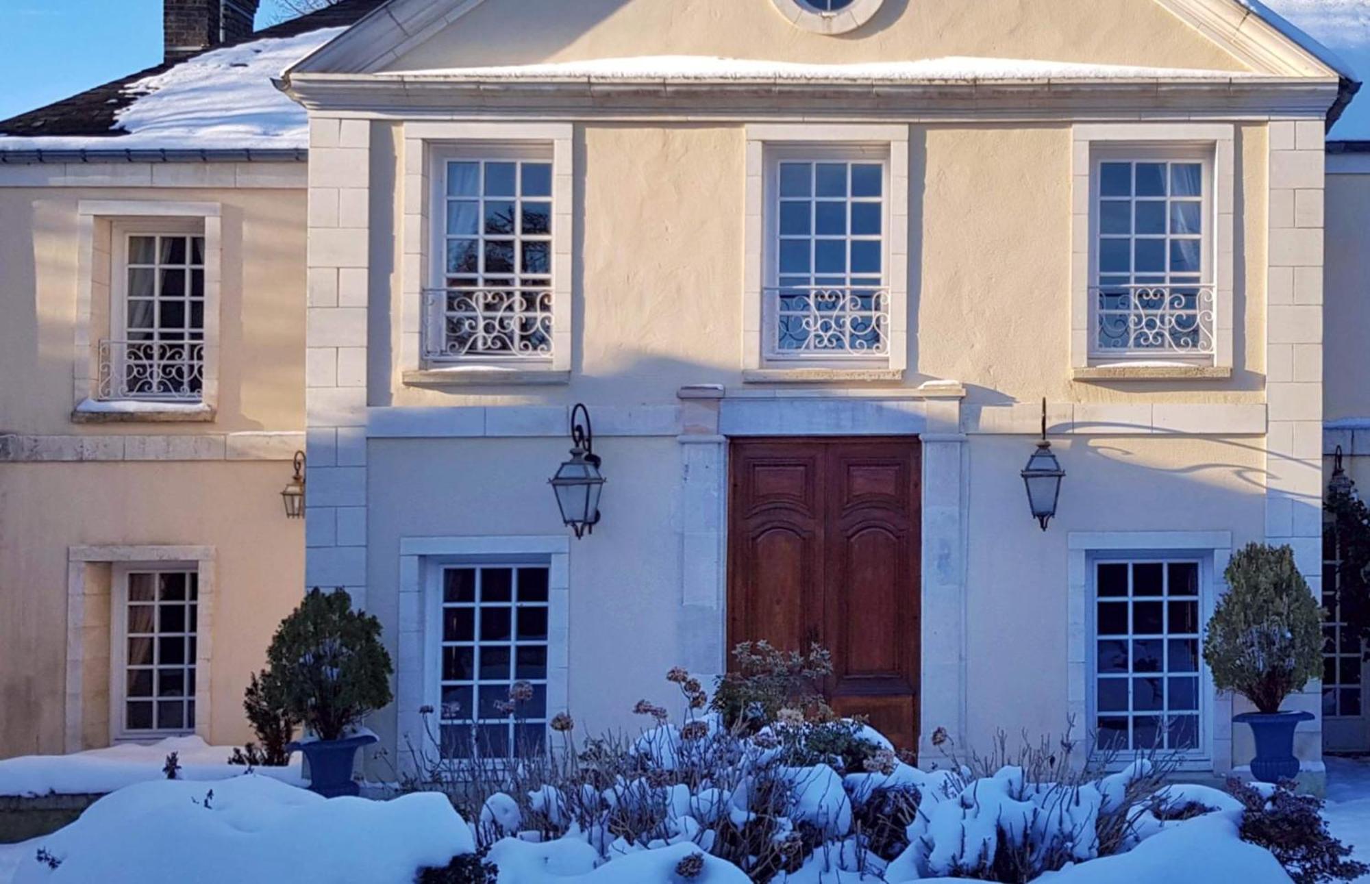Domaine Des Clos Vallees Longnes 外观 照片
