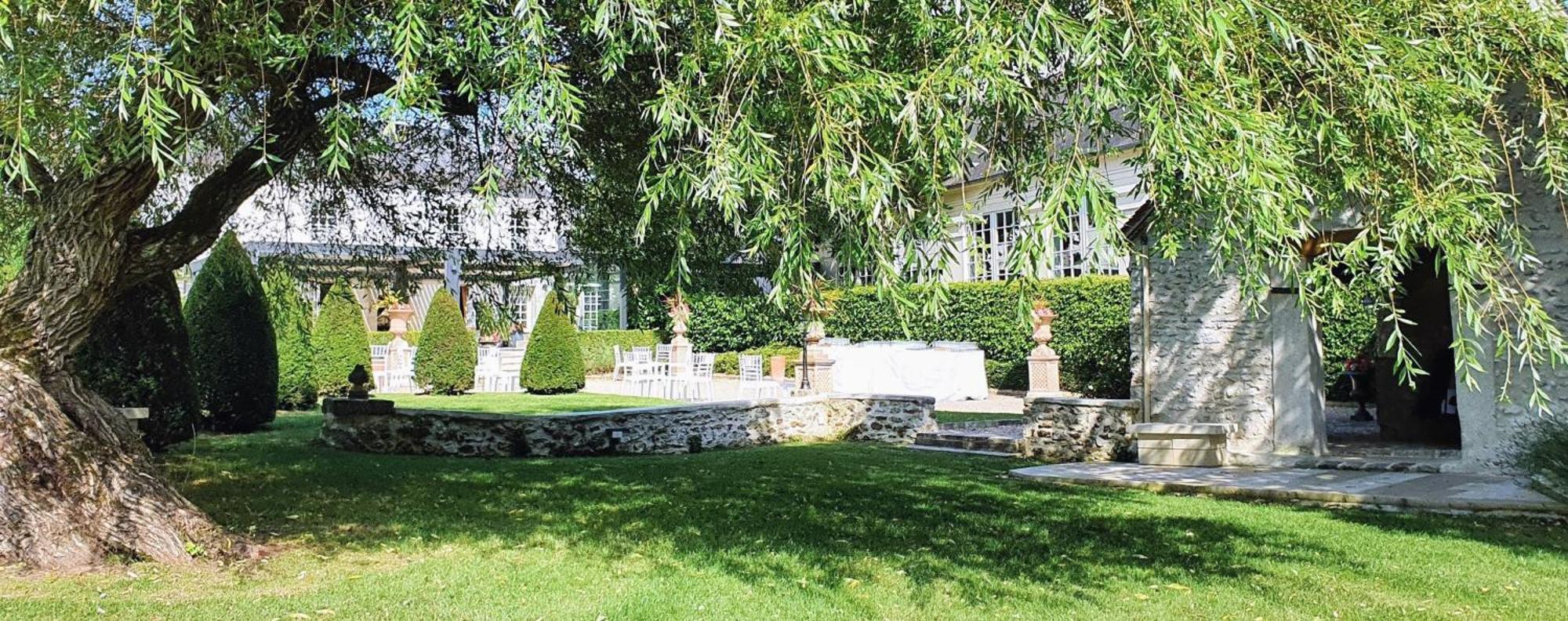 Domaine Des Clos Vallees Longnes 外观 照片